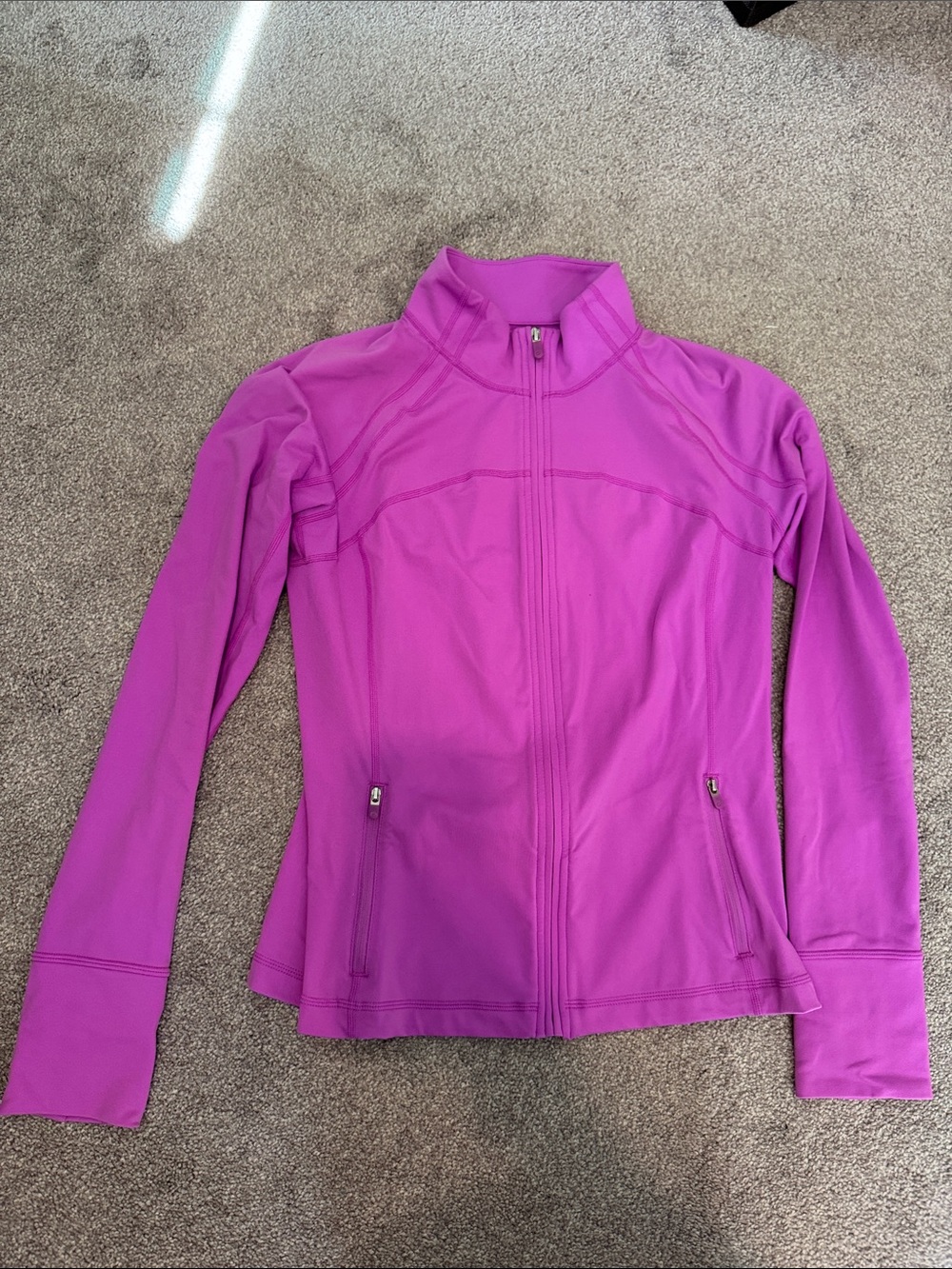GAP Fit Women's Full-Zip Jacket in Bright Magenta